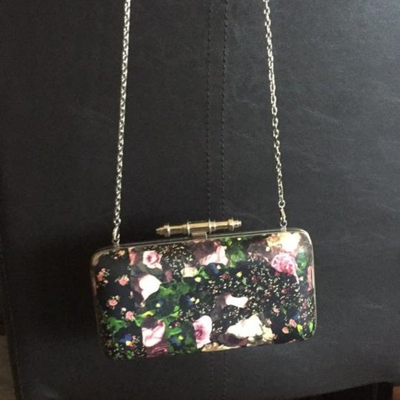 Givenchy Obsedia In Printed Leather Black Clutch - Picture 1 of 8